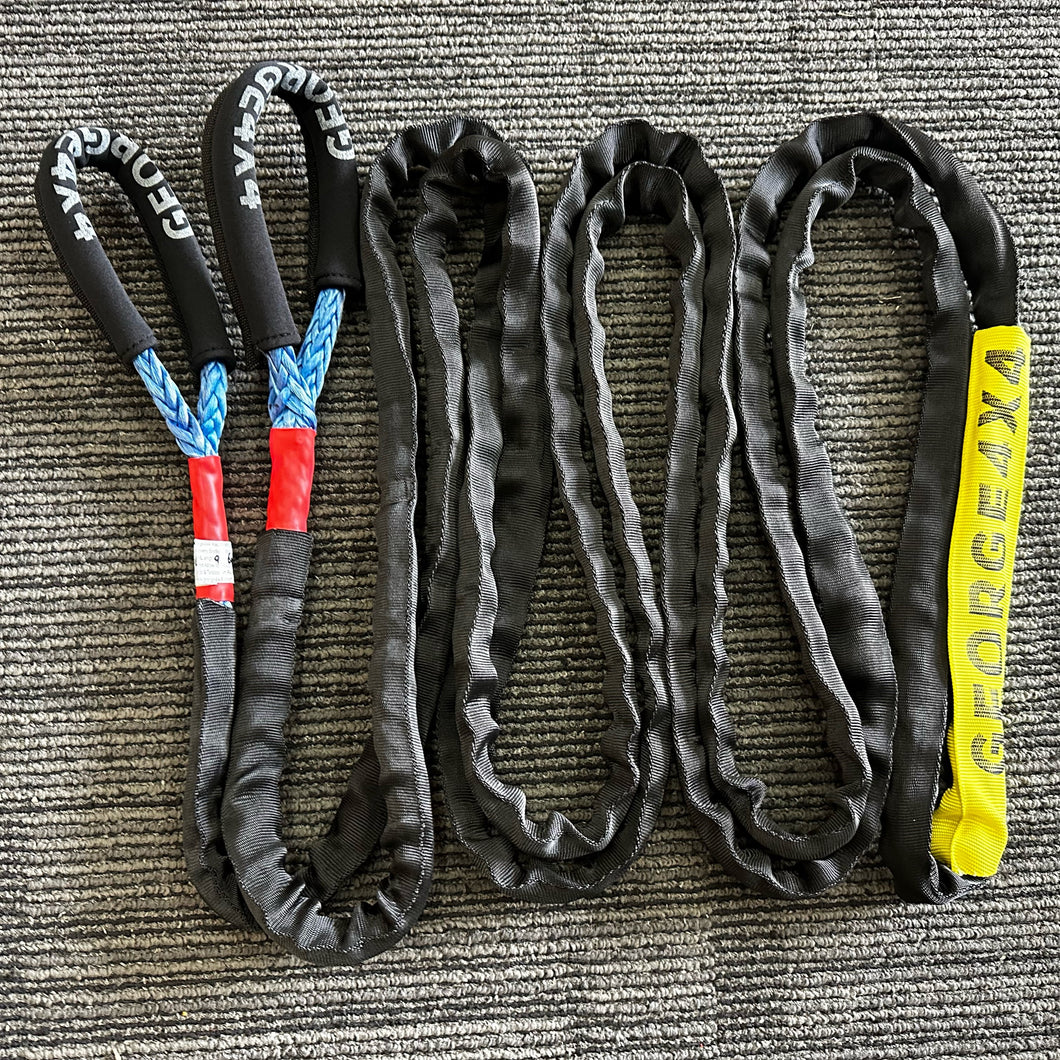 George4x4 Bridle Equaliser Rope Full Sheath This Bridle rope has been fully sheathed into one piece, can be used as a tree trunk protector and extension for kinetic rope or snatch strap. UV resistant, waterproof and more durable Very light, can float in water Both ends have protective sleeves and are fully sheathed Australian-made, Australian tested Features: 9mm, rated 8000kg 