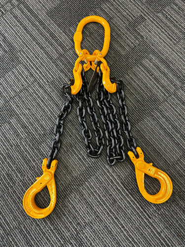 G80 Lifting Chain Sling  with Shortener and Clevis Self Locking hook- 10mm, 2 Legs,  Top Oblong Master Link Ring Shortening and SelfLocking hook fitted.